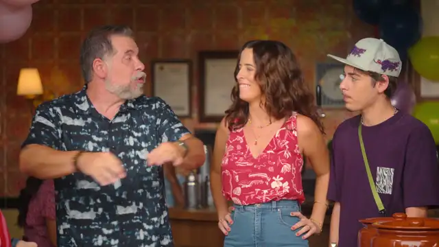 Almost Family (2025) - بالكاد عائلة