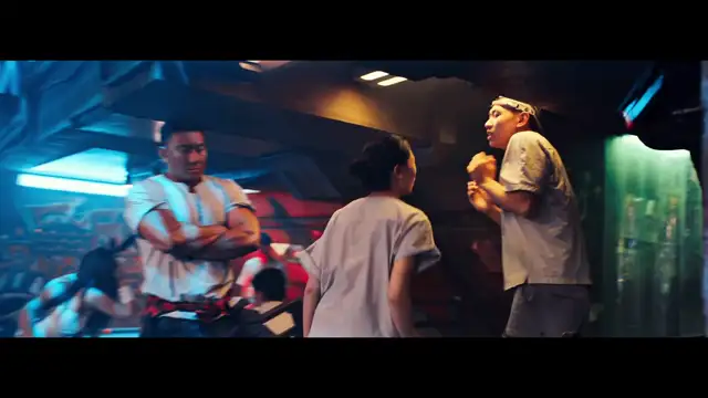 The Wandering Earth - 5.9⭐IMDb - الأرض المتجولة