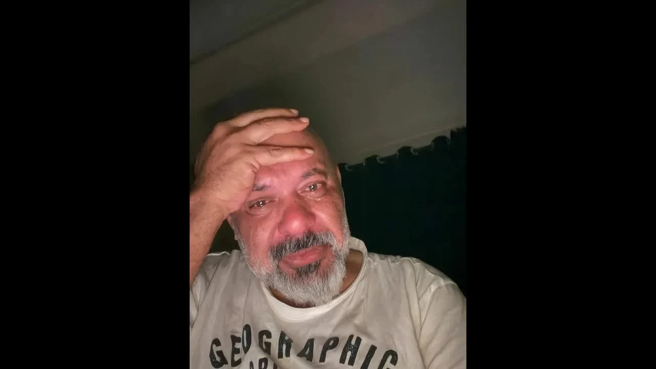 بكاء و إنهيار مهندس مريض سكر و ضغط بعد وفاة دكتور ضياء و يحكي تجربته مع نظام الطيبات لـ ضياء العوضي